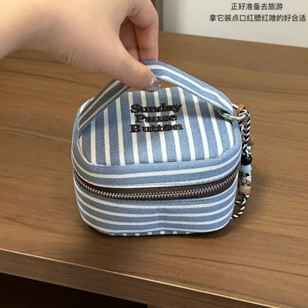 Taşınabilir, Mavi ve Beyaz Çiz - Cosmetic Bags incelemesi ve fiyatı